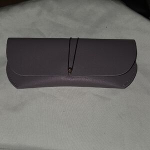 Purple Women's Sunglasses Case - Sleek Eye Case